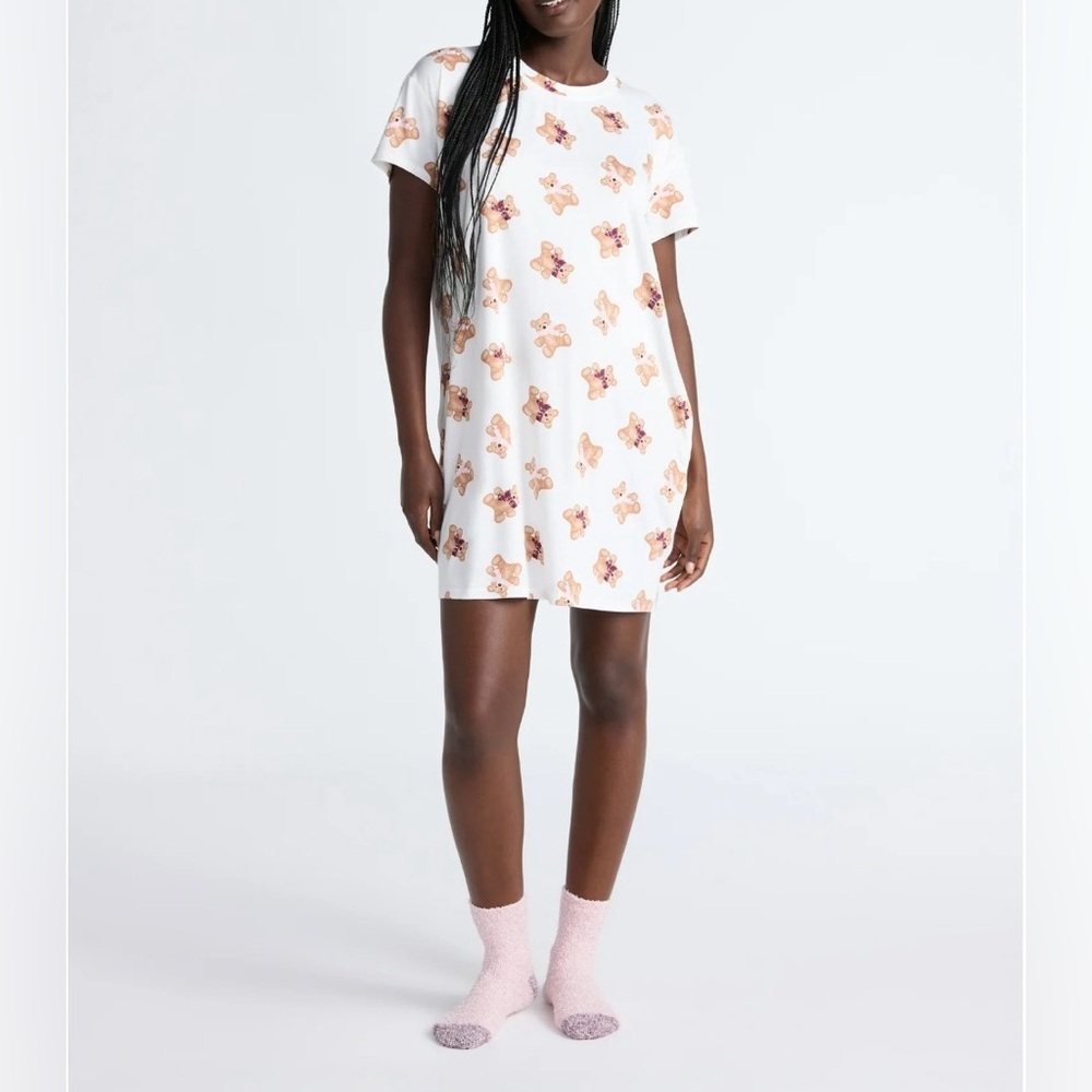 NWT - Teddy Bear Print Dreamy Soft Collection Sleepshirt With Pockets. - Picture 3 of 5